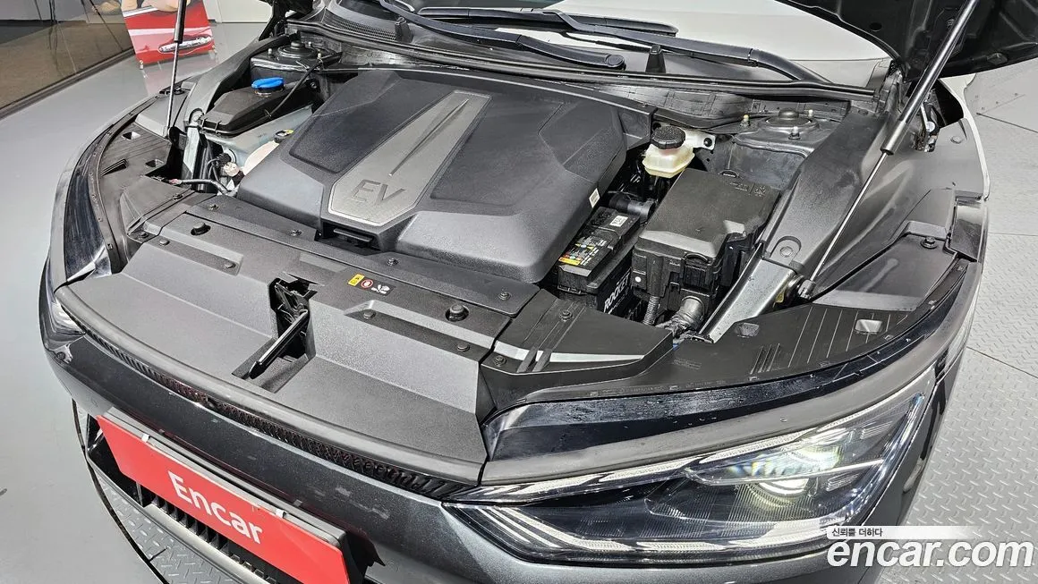 Kia EV6 — фото 10