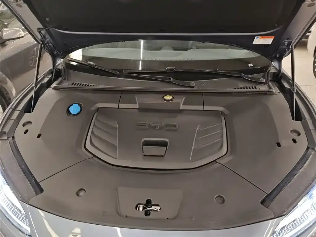 BYD Seal 06GT — фото 9