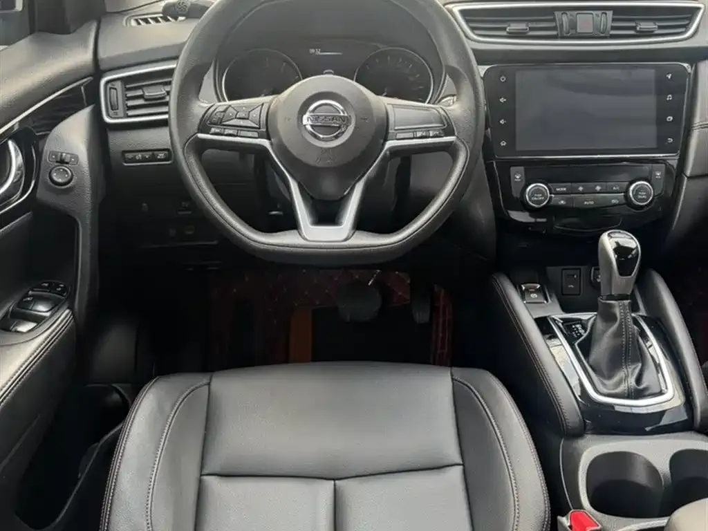 Nissan Qashqai — фото 2