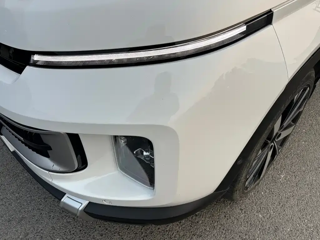 Geely Icon — фото 4