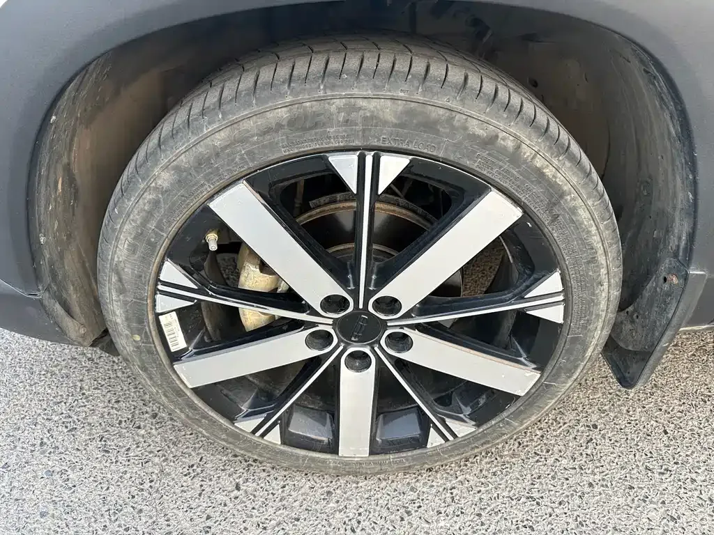 Geely Icon — фото 6
