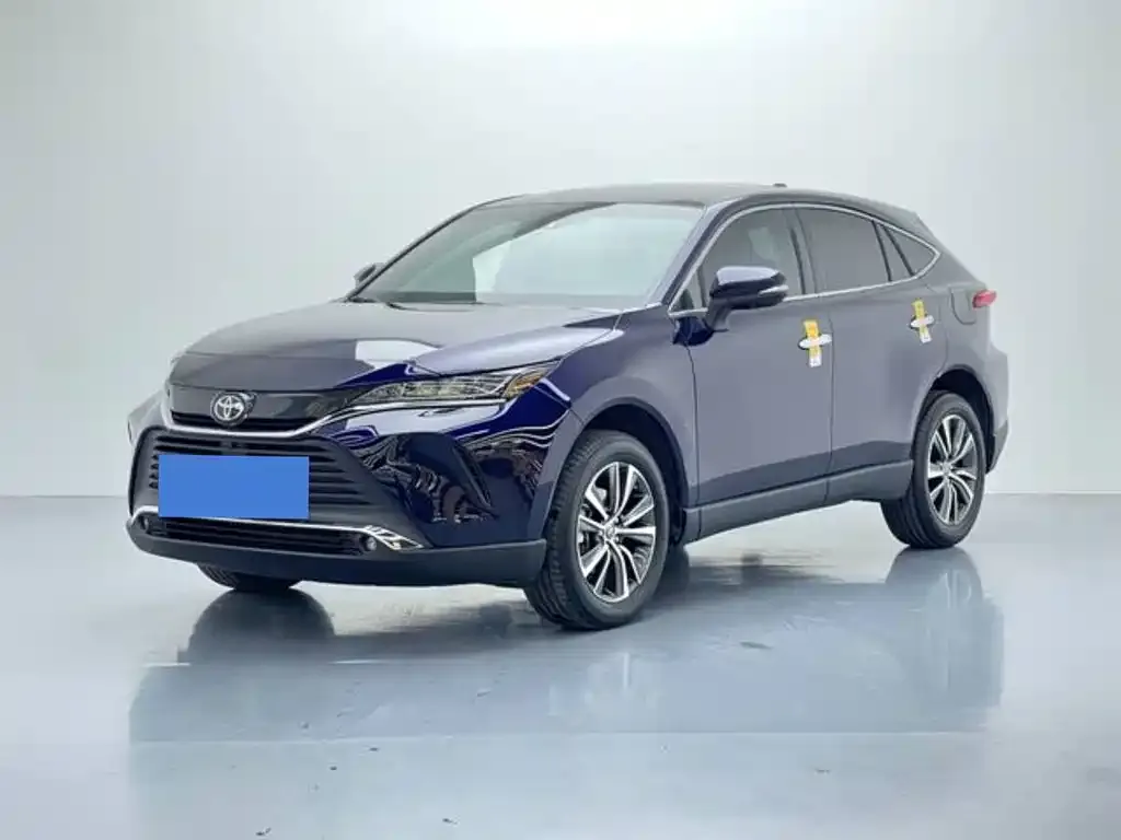 Toyota Harrier — фото 1