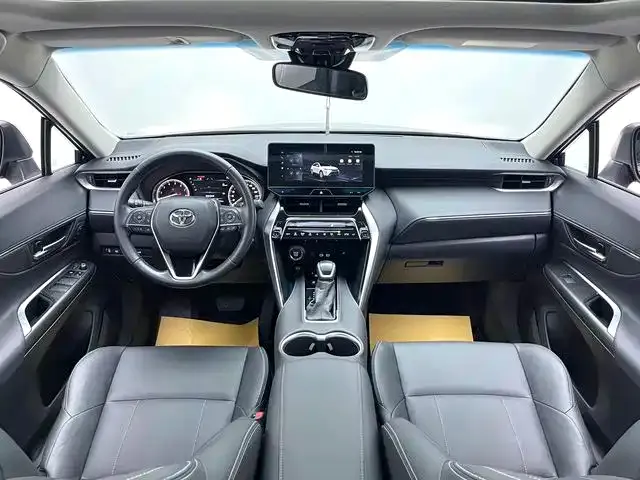 Toyota Harrier — фото 3