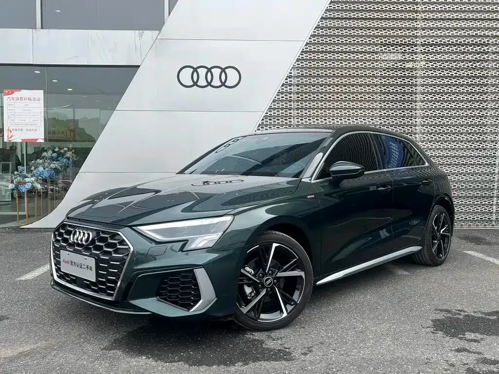 Audi A3 — фото 1