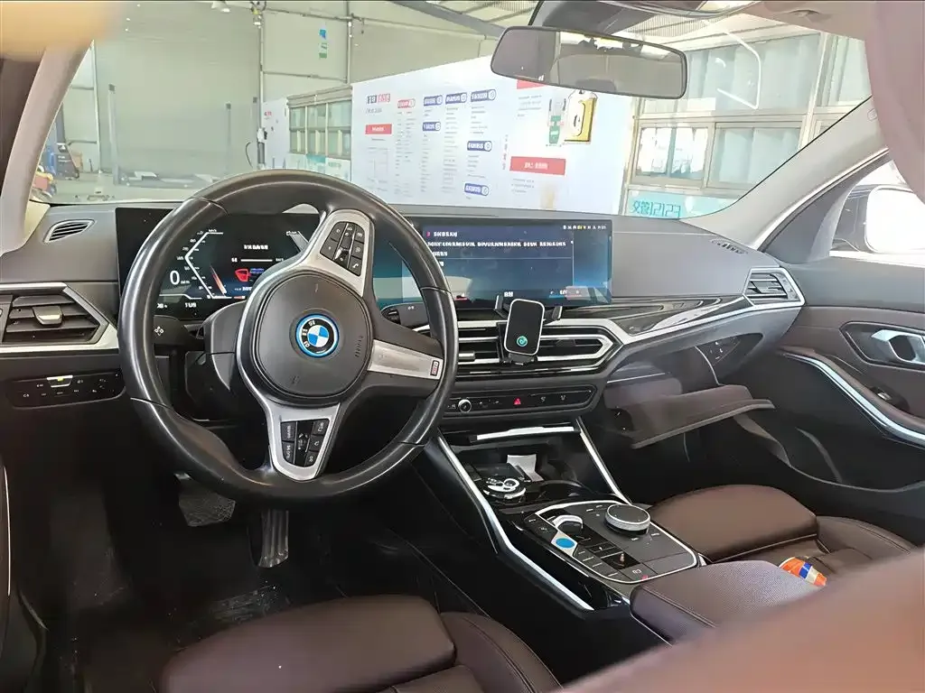BMW i3 — фото 3