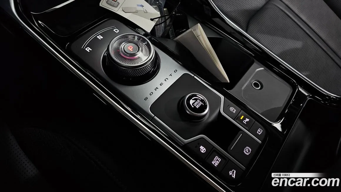 Kia Sorento — фото 9
