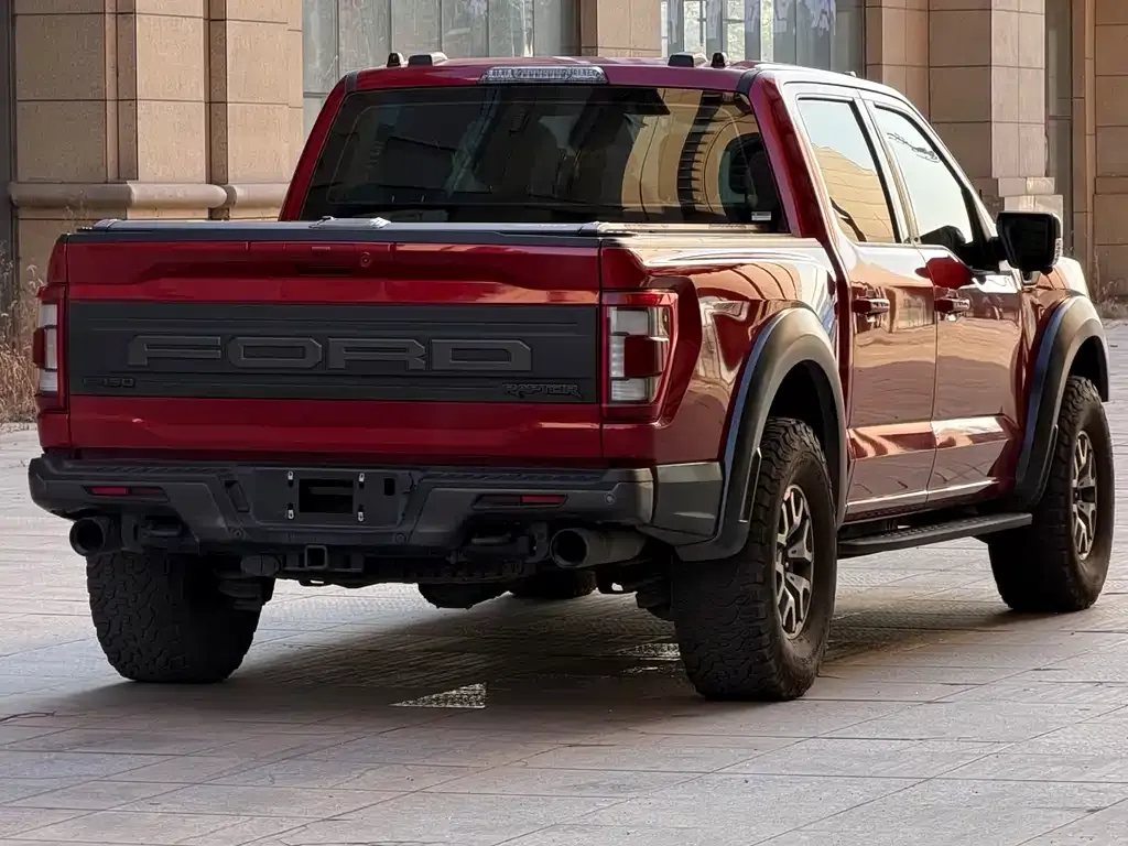Ford F-150 Raptor — фото 9