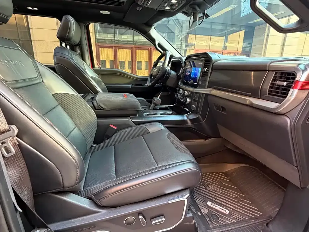 Ford F-150 Raptor — фото 8
