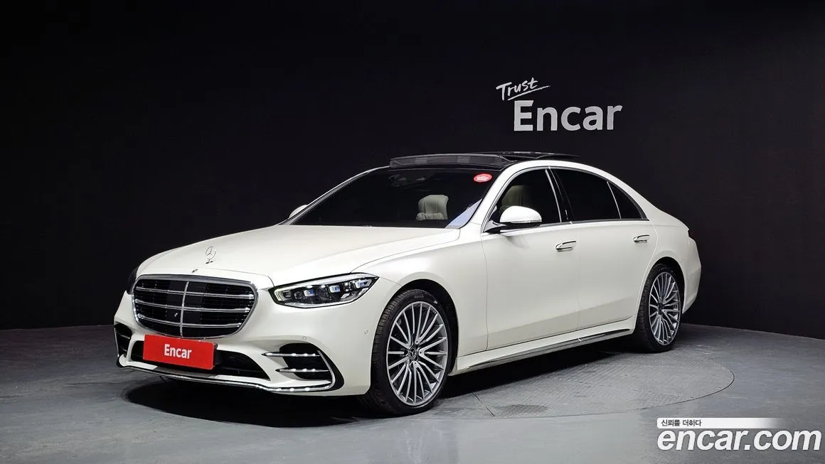 Mercedes-Benz S-Class — фото 1