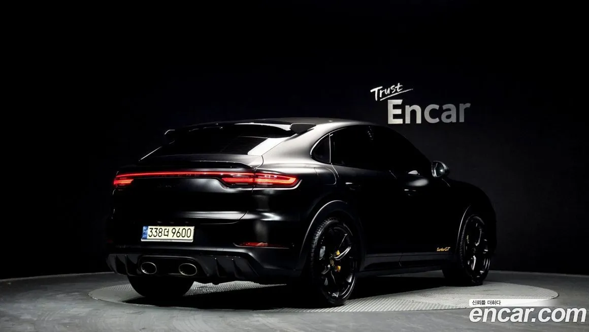 Porsche Cayenne — фото 10