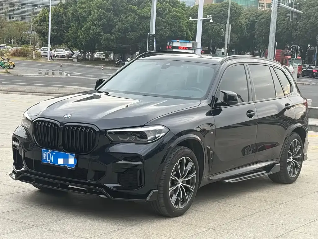 BMW X5 — фото 1