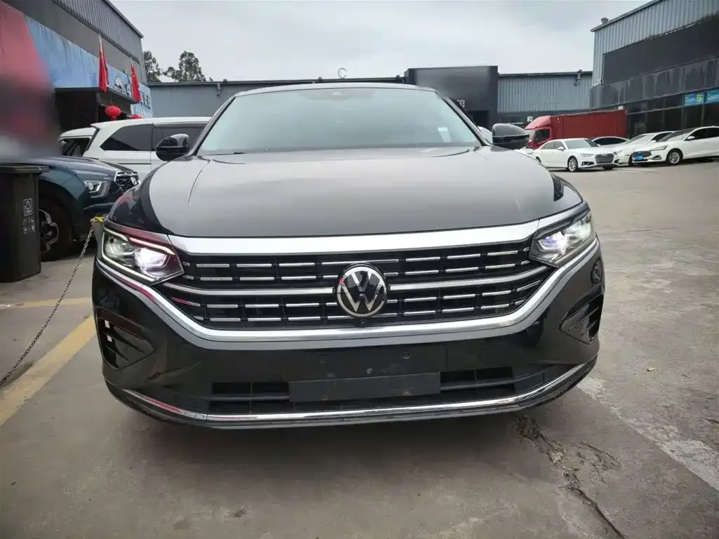 Volkswagen Passat — фото 9