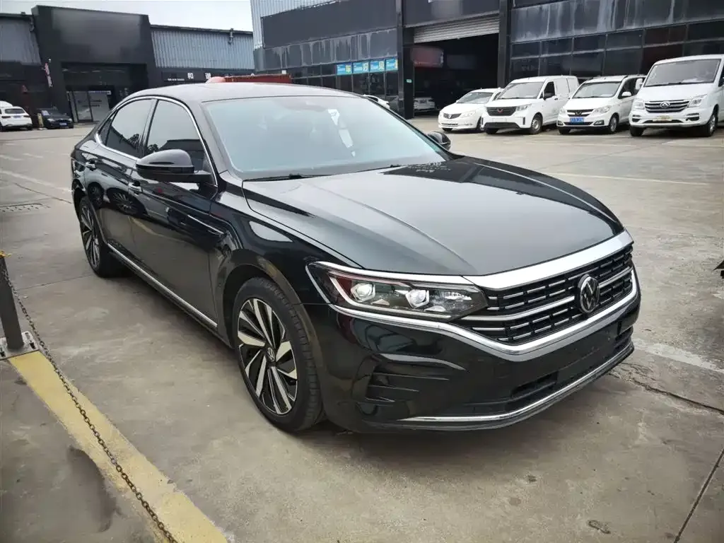 Volkswagen Passat — фото 4