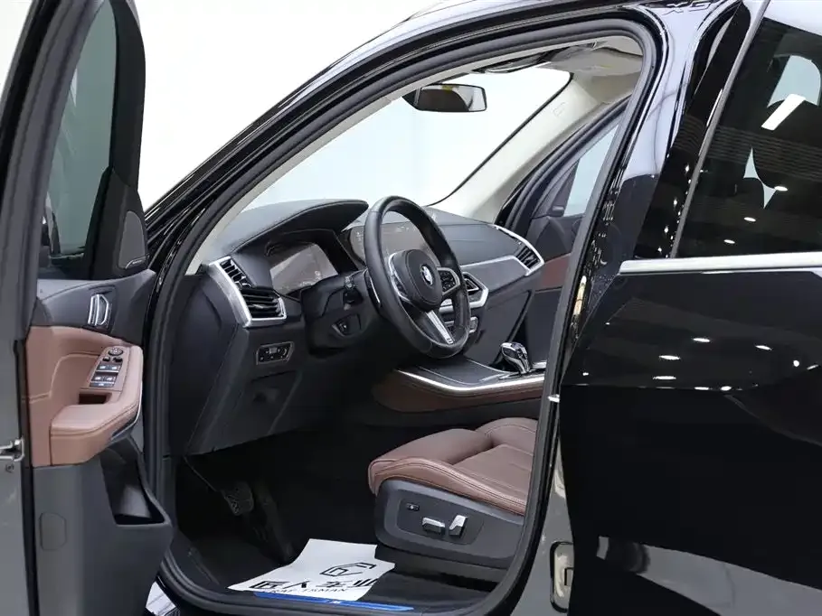 BMW X5 (Import) — фото 6