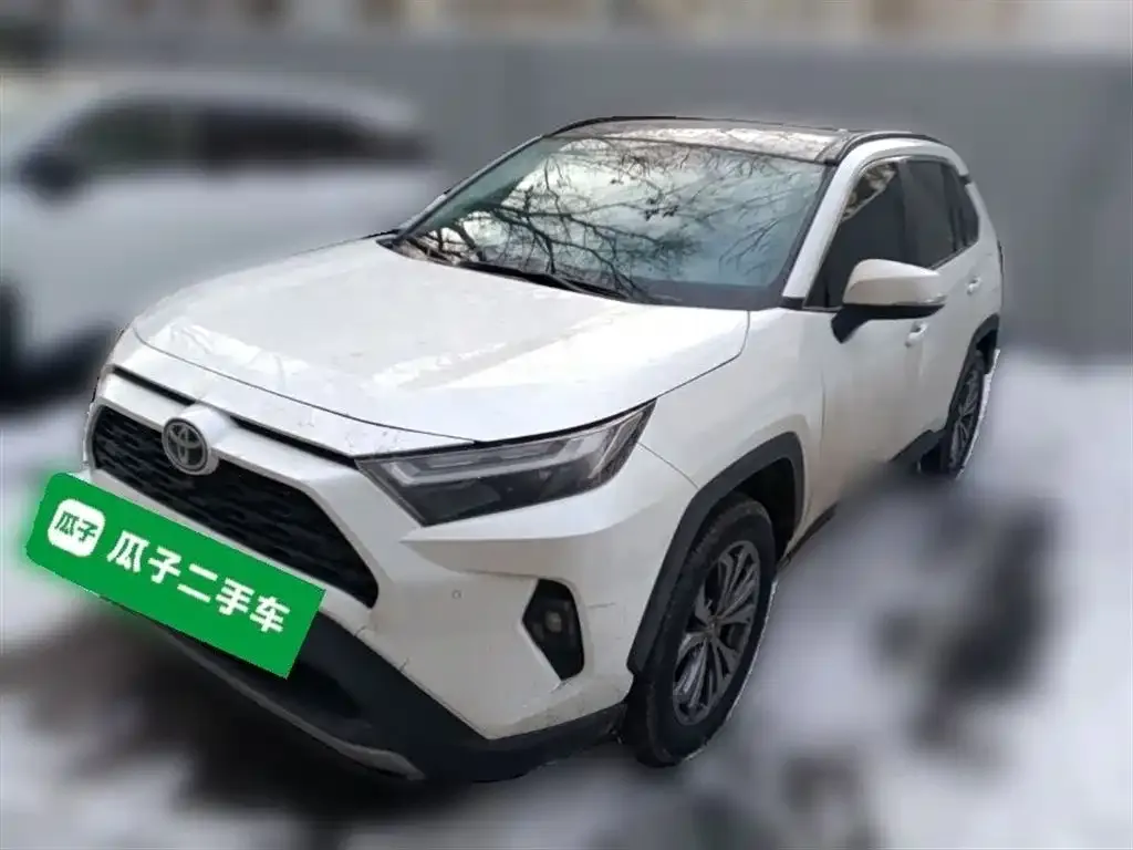 Toyota RAV4 — фото 2