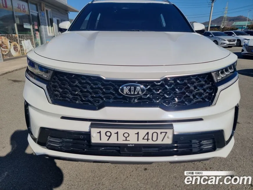 Kia Sorento — фото 10