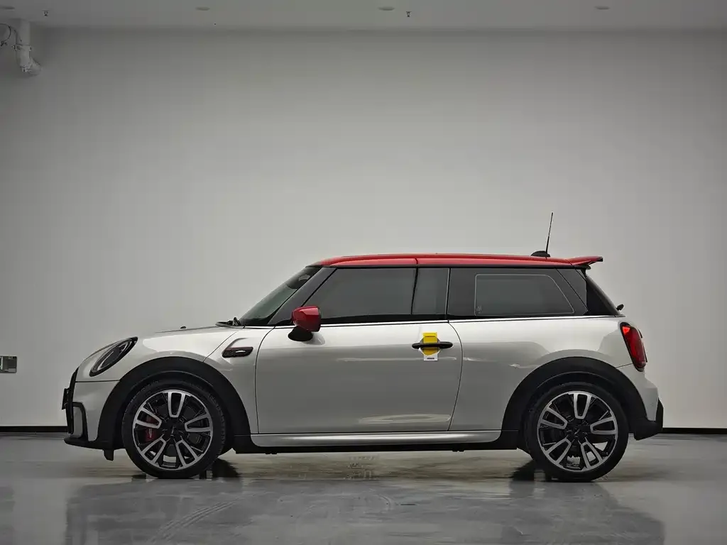 MINI JCW (John Cooper Works) — фото 2