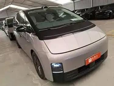 Li Auto MEGA — фото 1