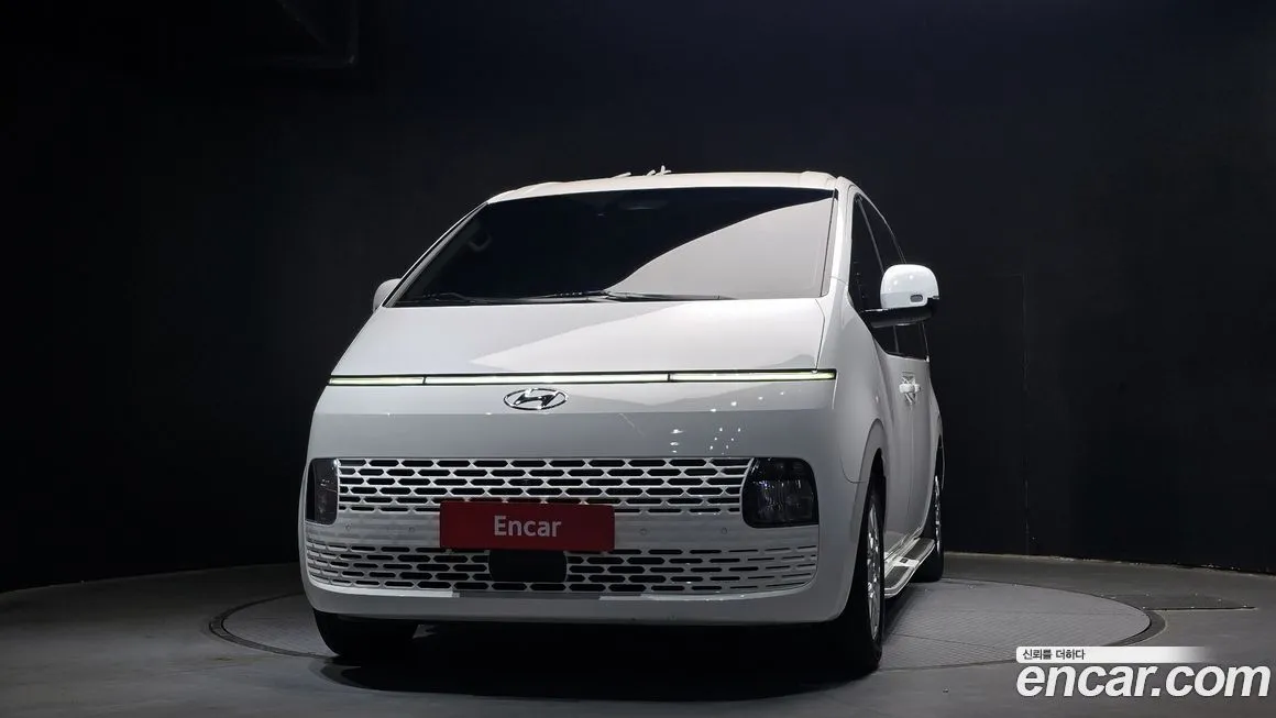 Hyundai Staria — фото 3
