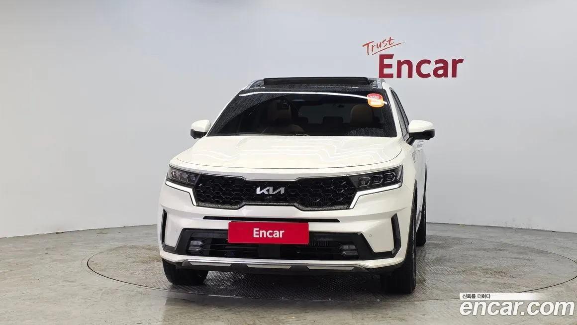 Kia Sorento — фото 10