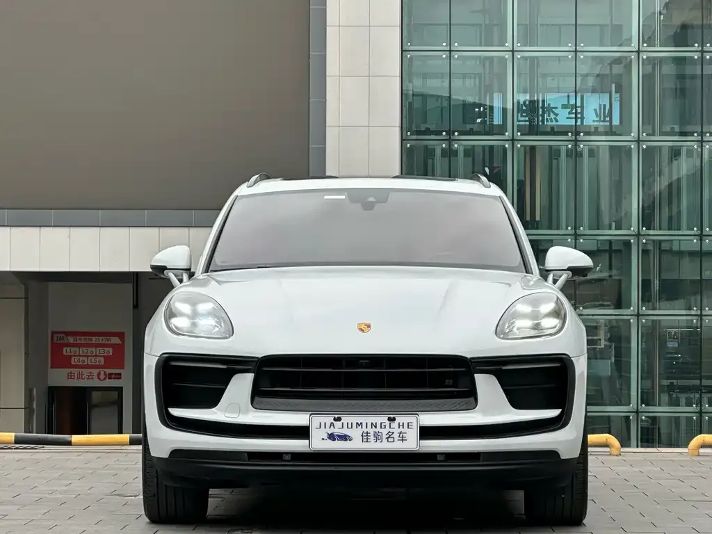 Porsche Macan — фото 3