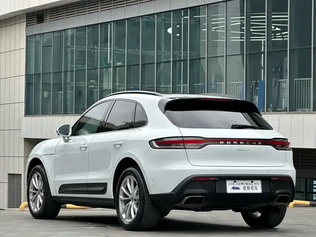 Porsche Macan — фото 10
