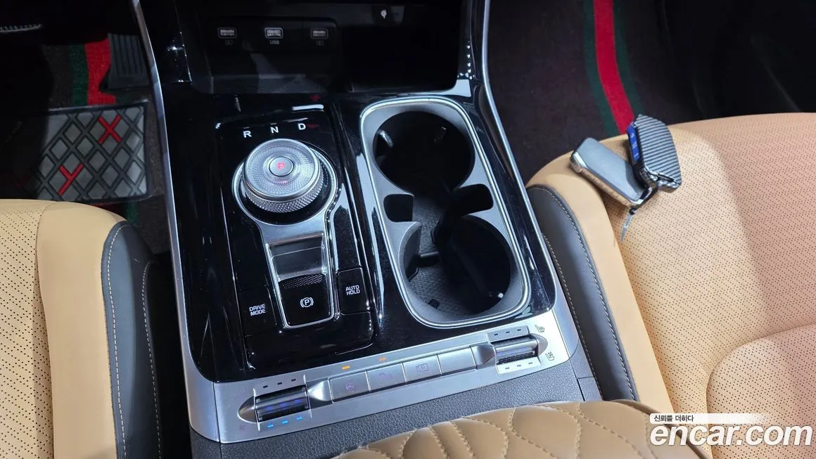 Kia Carnival — фото 10