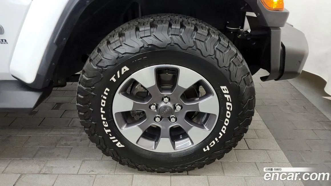 Jeep Wrangler — фото 3