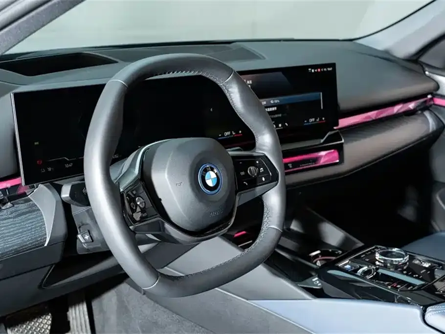 BMW i5 — фото 7