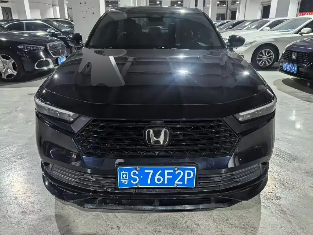 Honda Accord — фото 6