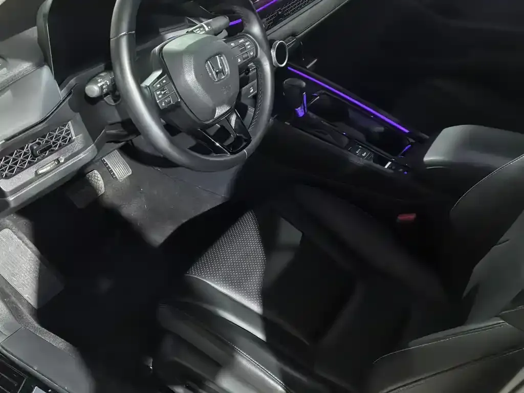 Honda Accord — фото 3