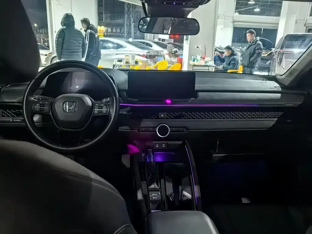 Honda Accord — фото 4