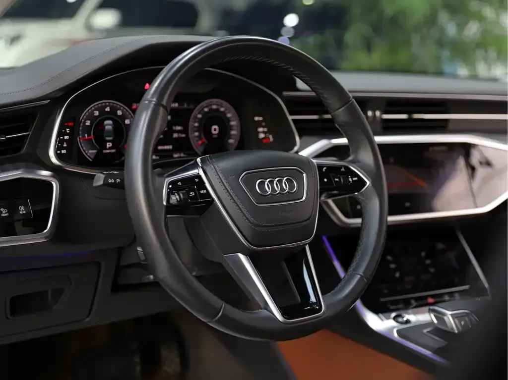 Audi A6L — фото 3