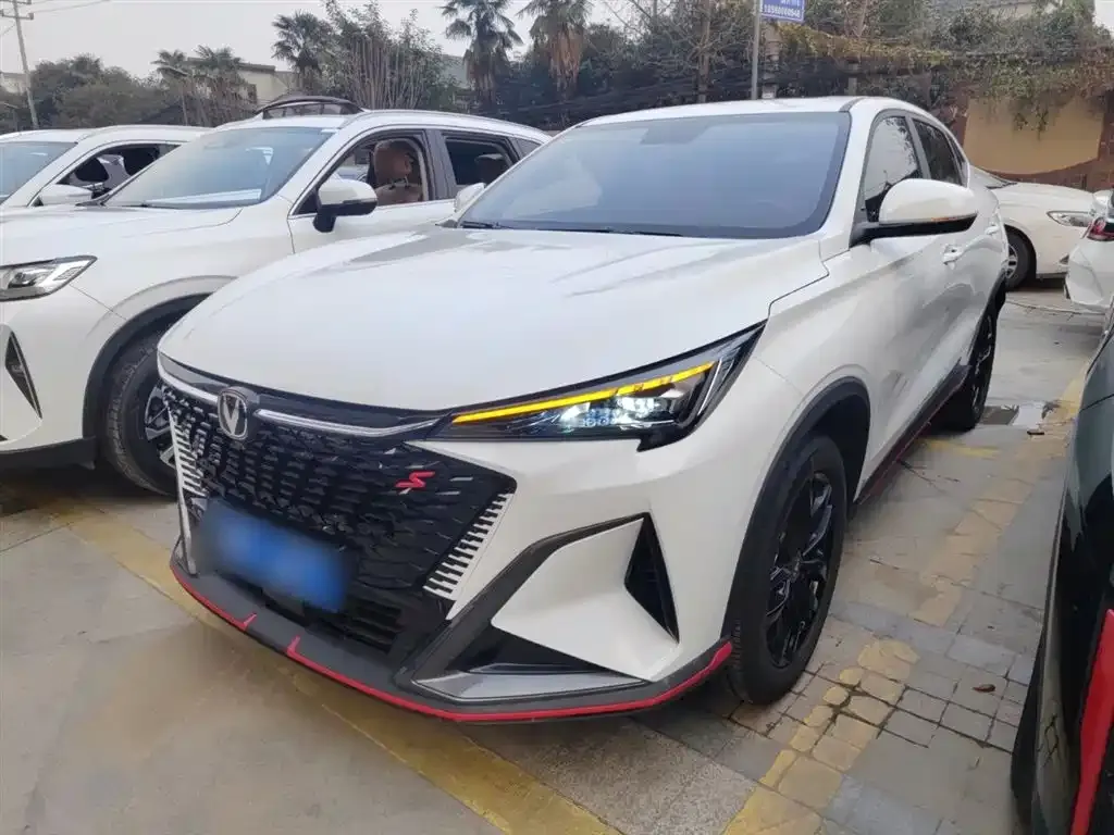 Changan X5 PLUS — фото 1
