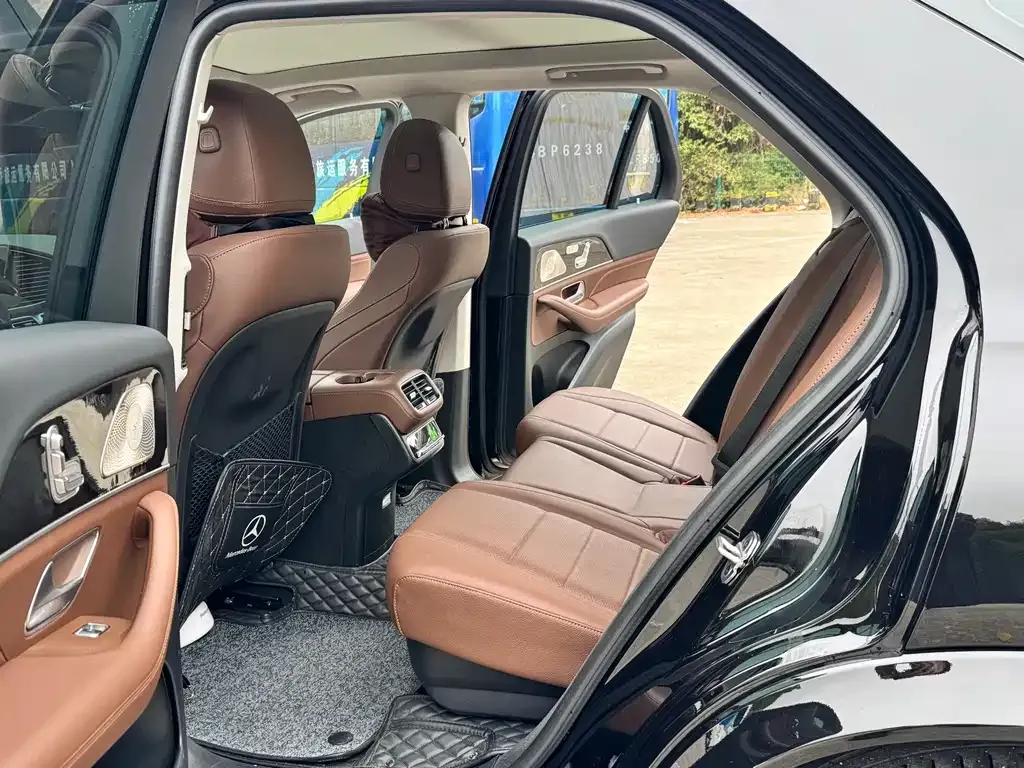 Mercedes-Benz GLE — фото 7