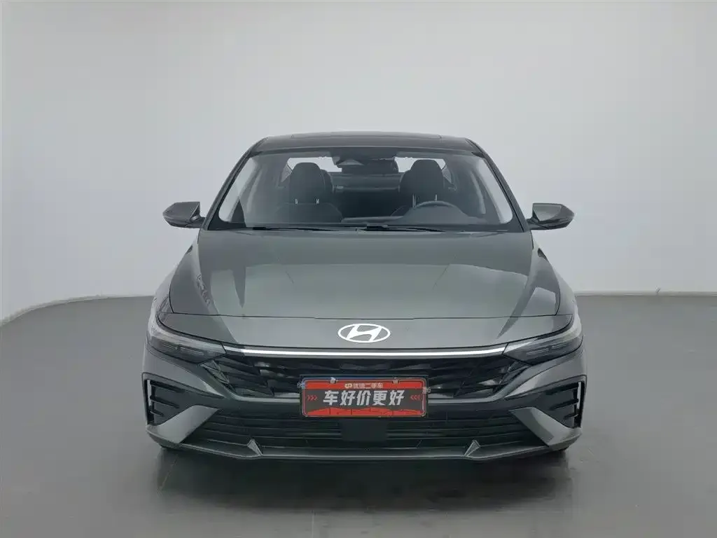 Hyundai Elantra — фото 4