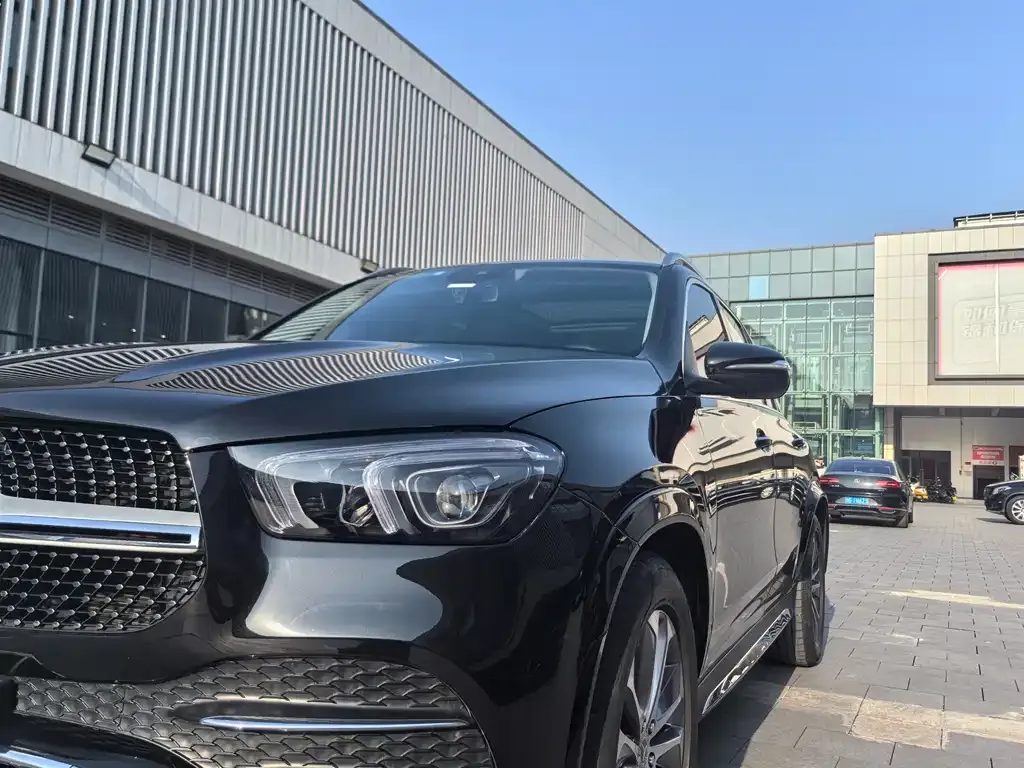 Mercedes-Benz GLE — фото 4