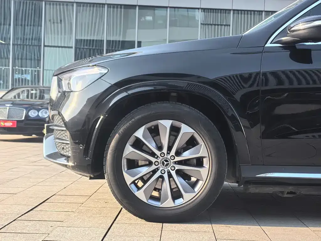 Mercedes-Benz GLE — фото 6
