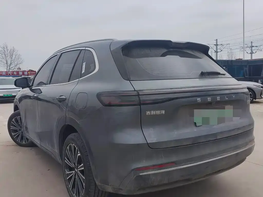 Geely 银河星舰7 — фото 5