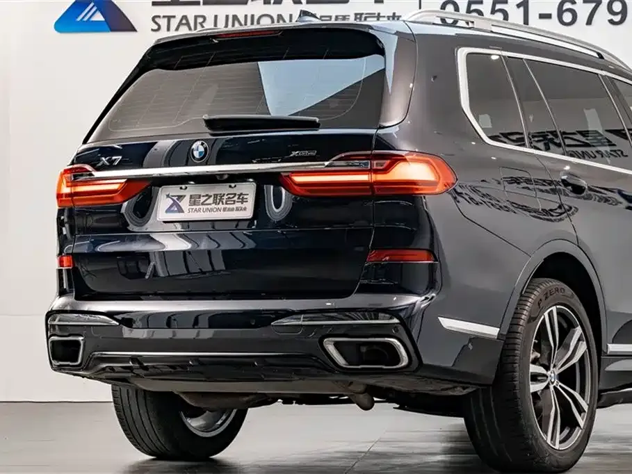 BMW X7 — фото 6