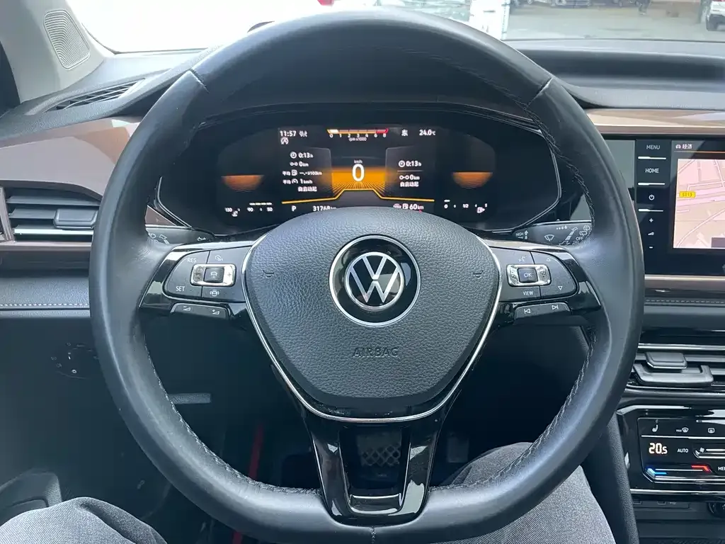 Volkswagen Tharu — фото 5