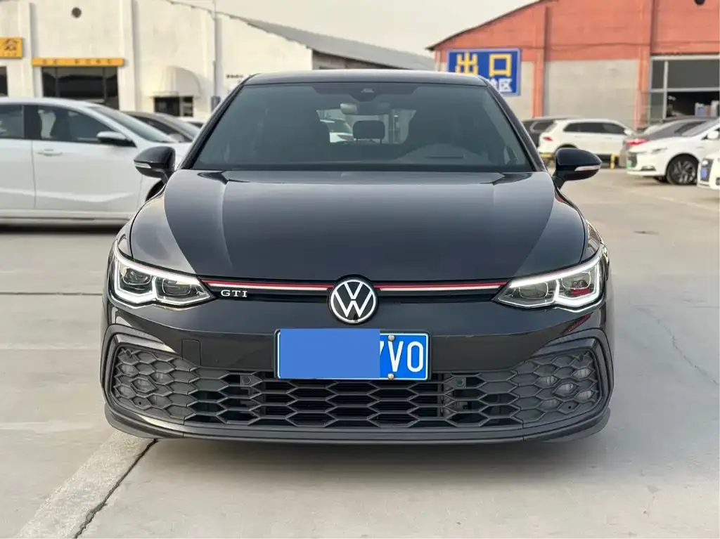 Volkswagen Golf GTI — фото 7