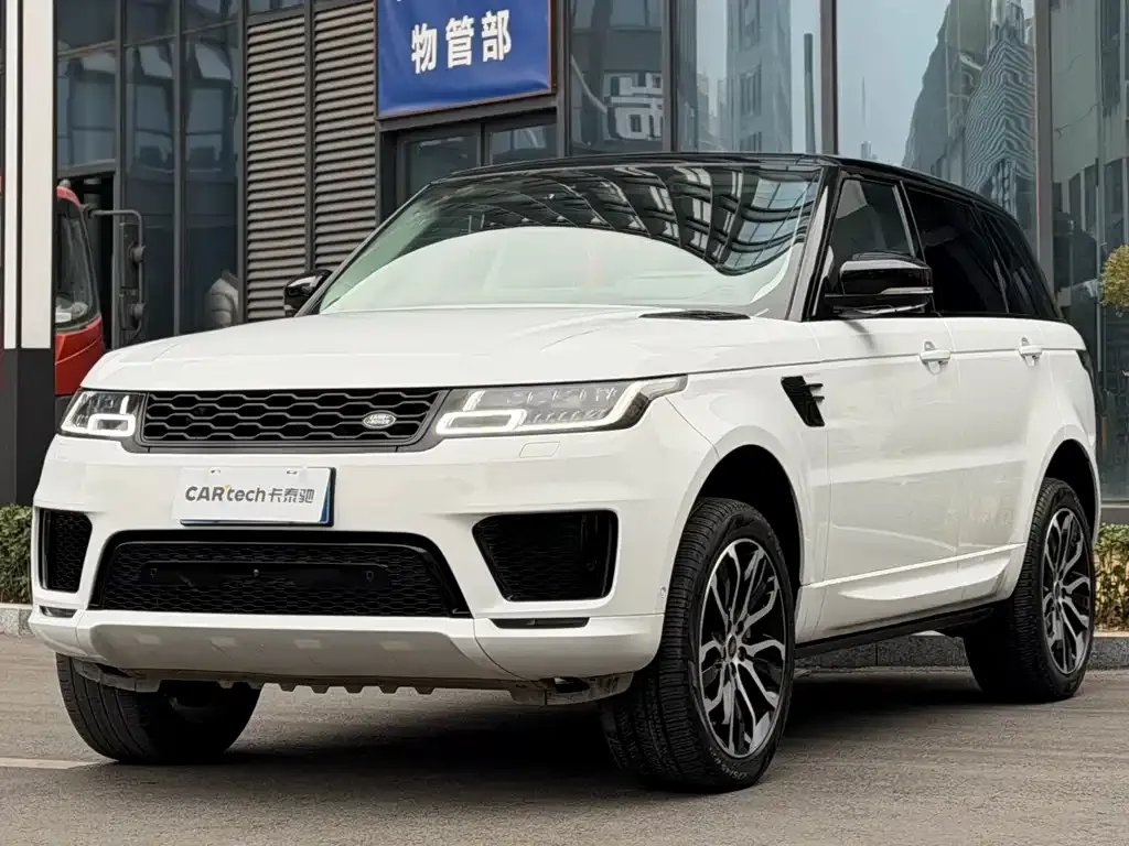 Land Rover Sport — фото 1