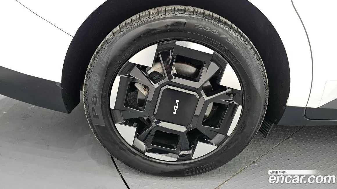 Kia Carnival — фото 10