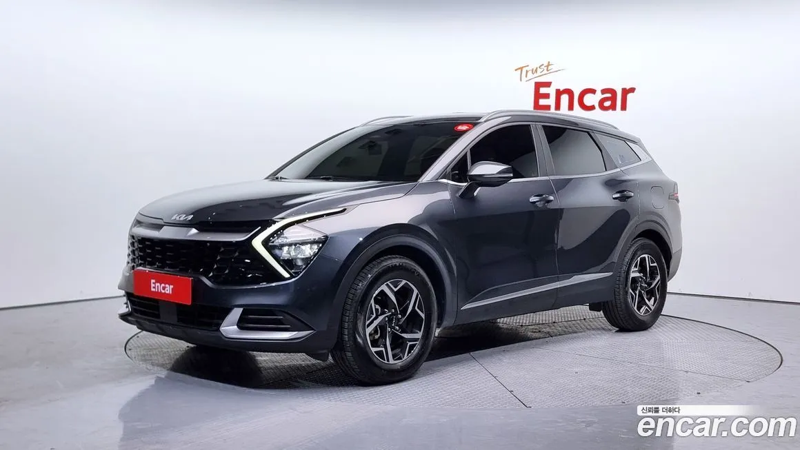 Kia Sportage — фото 1