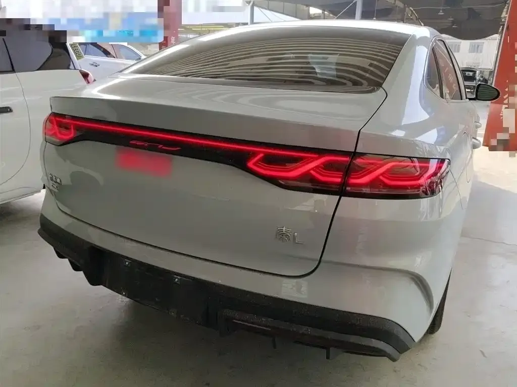 BYD Qin L — фото 2