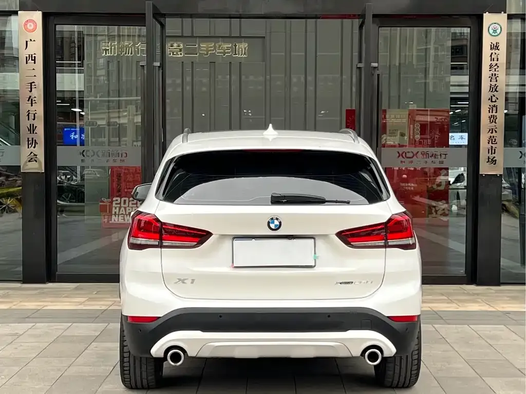 BMW X1 — фото 2