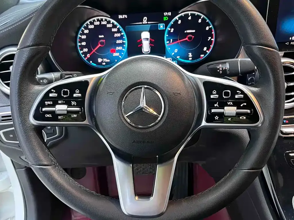Mercedes-Benz GLC — фото 4