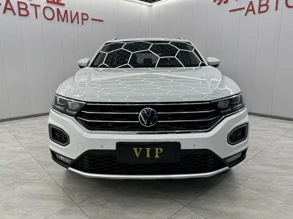Volkswagen T-Roc — фото 3
