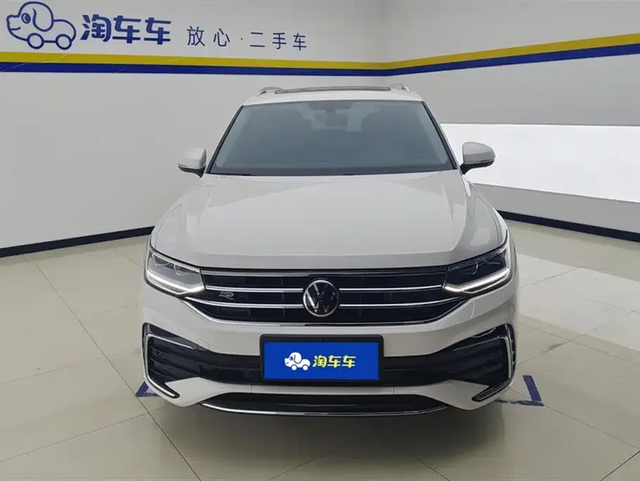 Volkswagen Tiguan L — фото 3